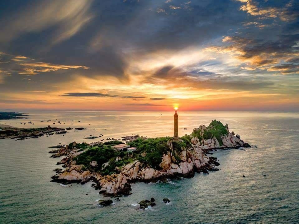 Chỉ dẫn đến ngọn hải đăng cổ nhất Đông Nam Á - Kê Gà
